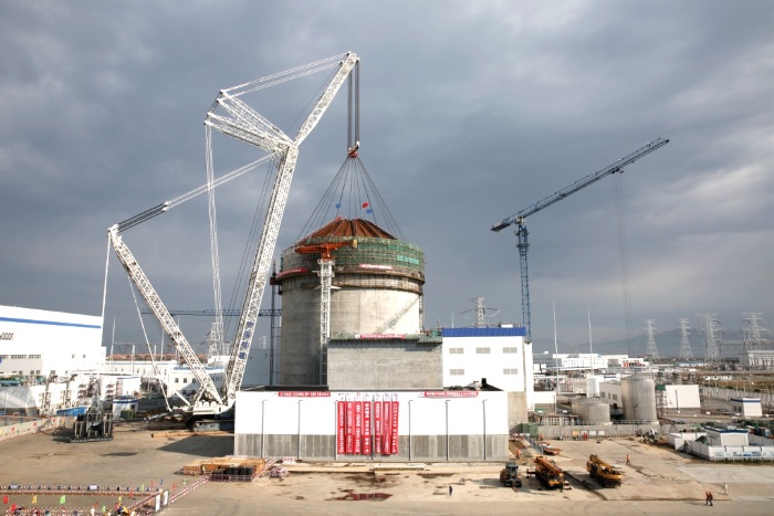Установлен купол гермозоны реакторного отделения энергоблока №2 АЭС «Хайян».